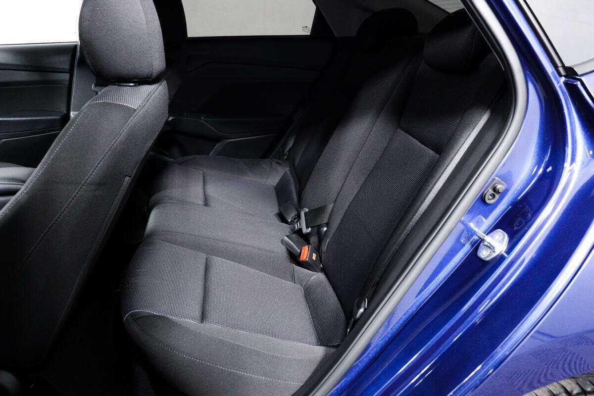 Hyundai Solaris с пробегом — 2021 год. Фото: #11