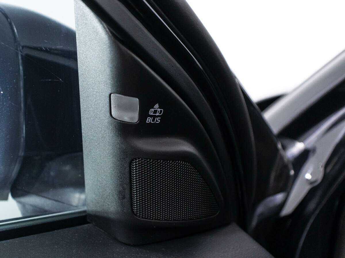 Volvo XC70 с пробегом — 2013 год. Фото: #16