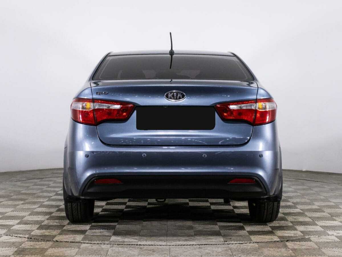 Kia Rio с пробегом — 2012 год. Фото: #5