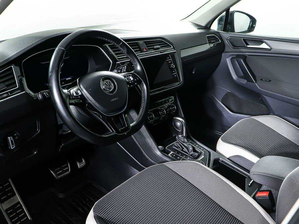 Volkswagen Tiguan с пробегом — 2018 год. Фото: #14