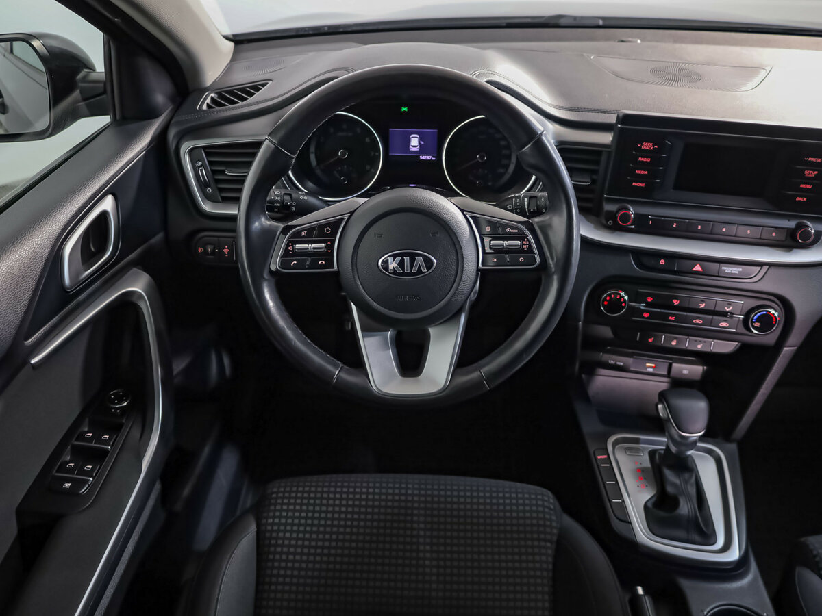 Kia Ceed с пробегом — 2020 год. Фото: #8
