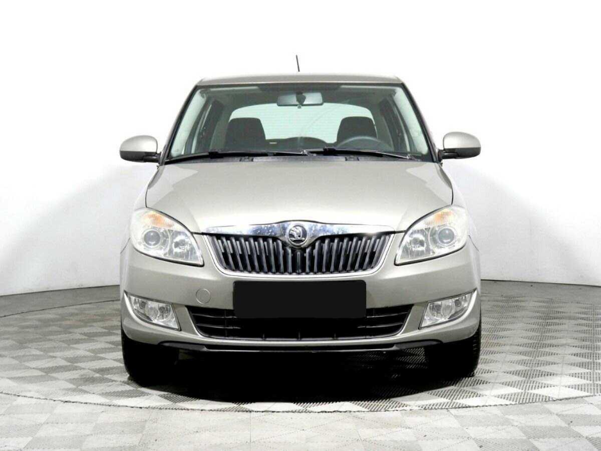 Skoda Fabia с пробегом — 2014 год. Фото: #1