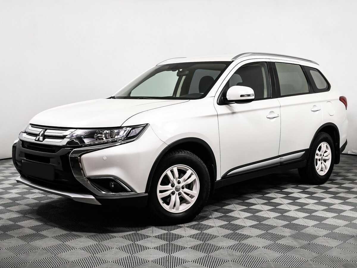 Mitsubishi Outlander с пробегом — 2017 год. Посмотреть фото