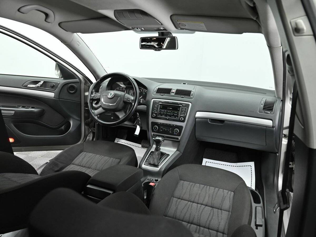 Skoda Octavia с пробегом — 2012 год. Фото: #10