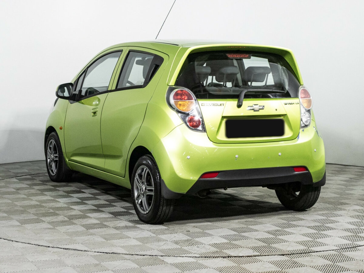 Chevrolet Spark с пробегом — 2012 год. Фото: #6
