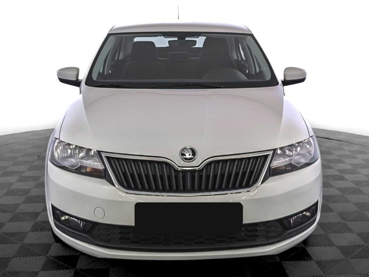 Skoda Rapid с пробегом — 2019 год. Фото: #1