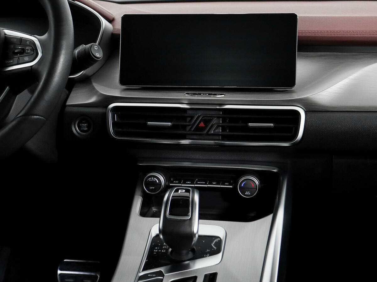 Geely Coolray с пробегом — 2022 год. Фото: #13