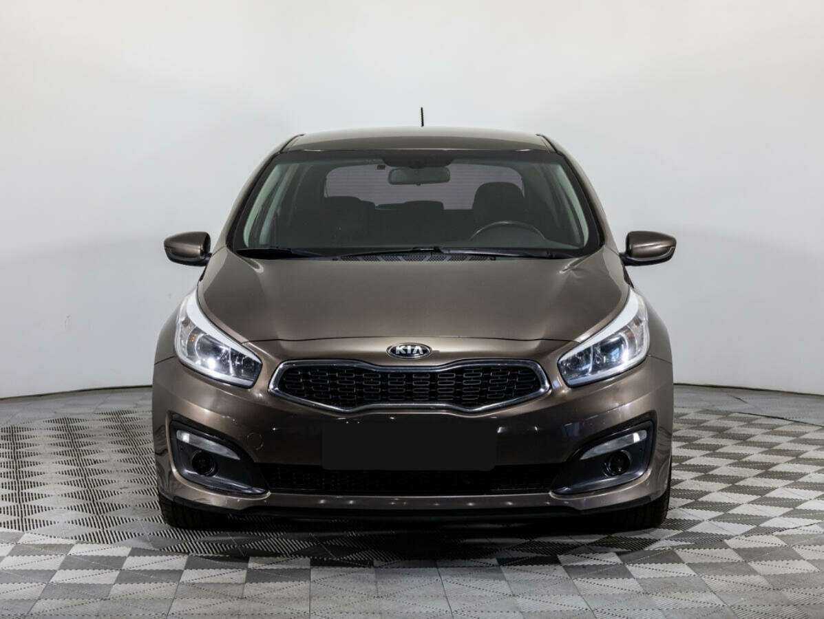 Kia Ceed с пробегом — 2015 год. Фото: #1