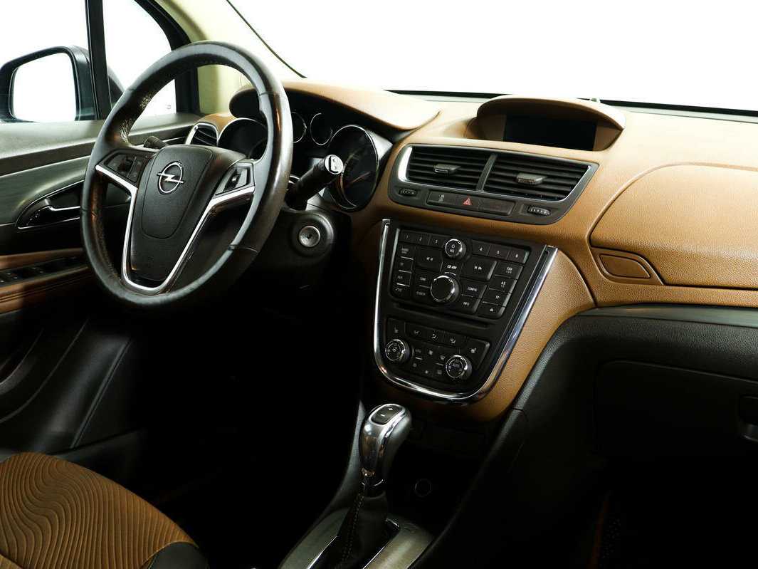 Opel Mokka с пробегом — 2013 год. Фото: #8
