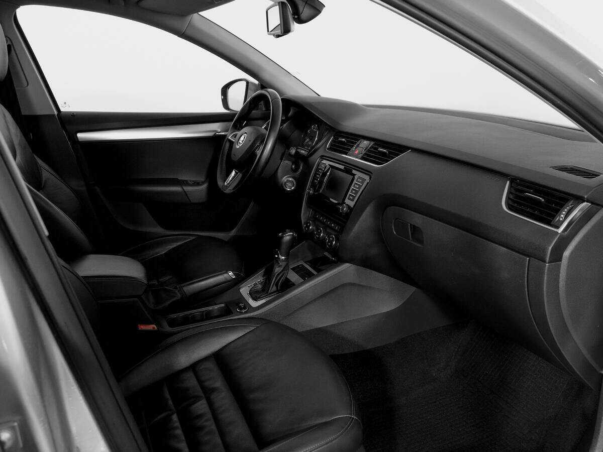 Skoda Octavia с пробегом — 2013 год. Фото: #8