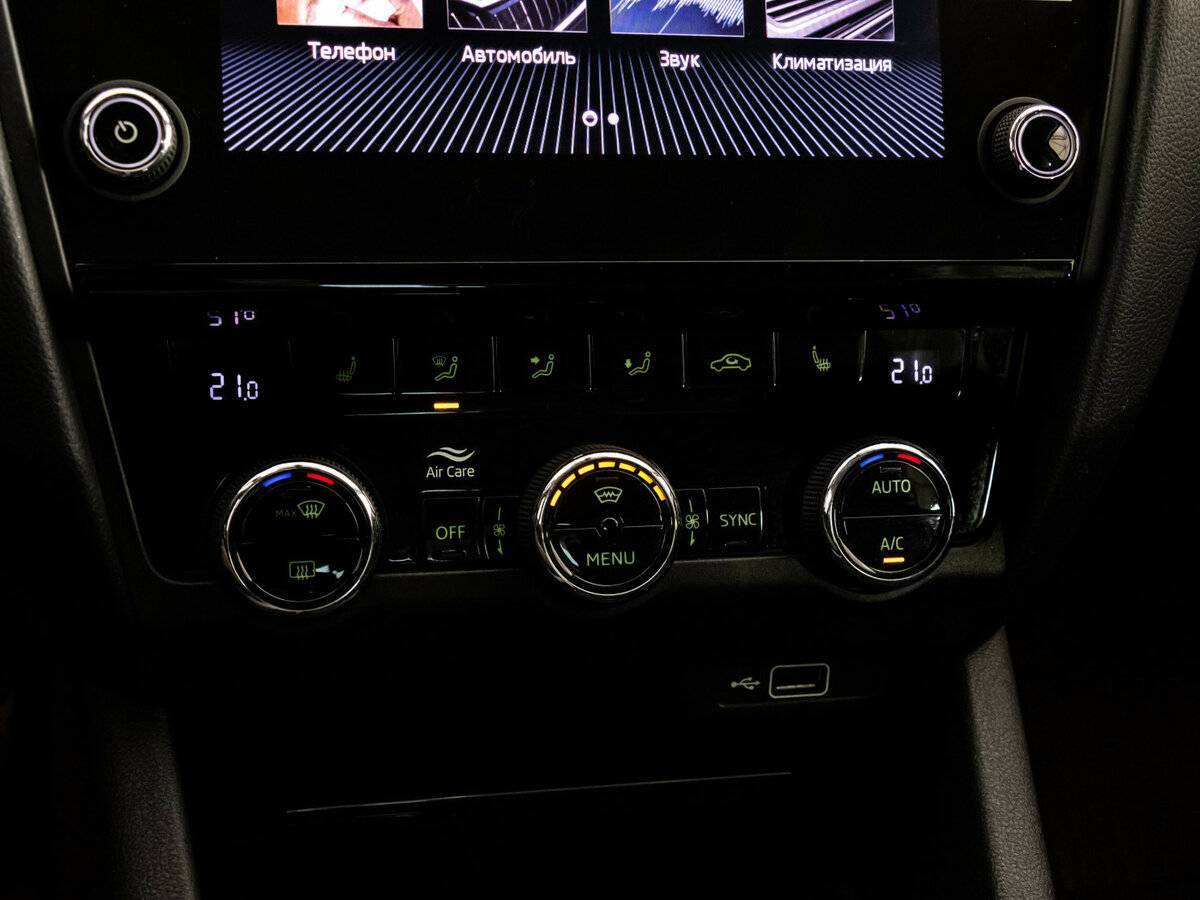 Skoda Octavia с пробегом — 2020 год. Фото: #11