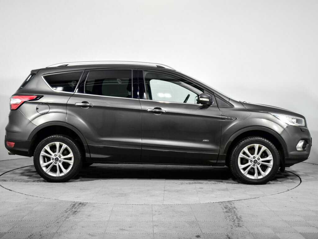 Ford Kuga с пробегом — 2017 год. Фото: #3