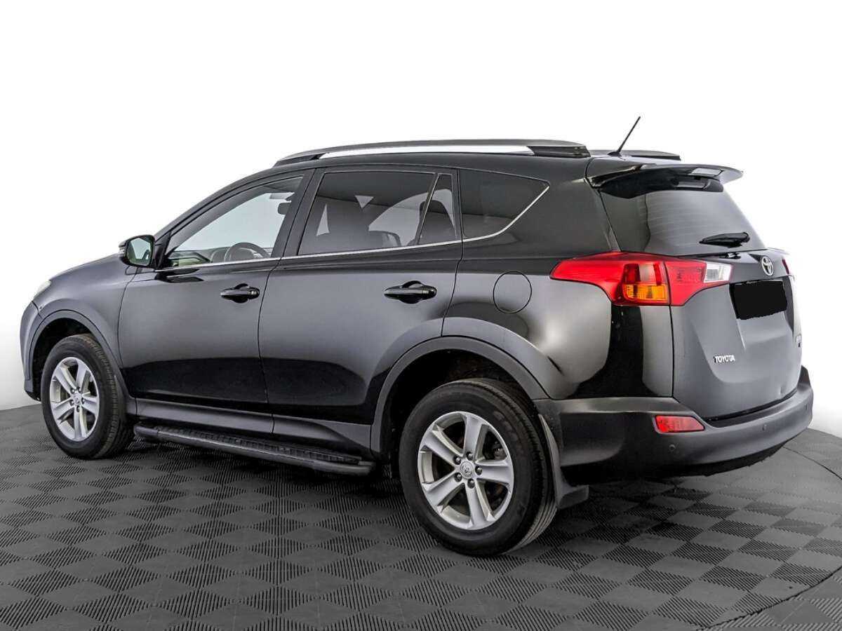 Toyota RAV4 с пробегом — 2014 год. Фото: #5