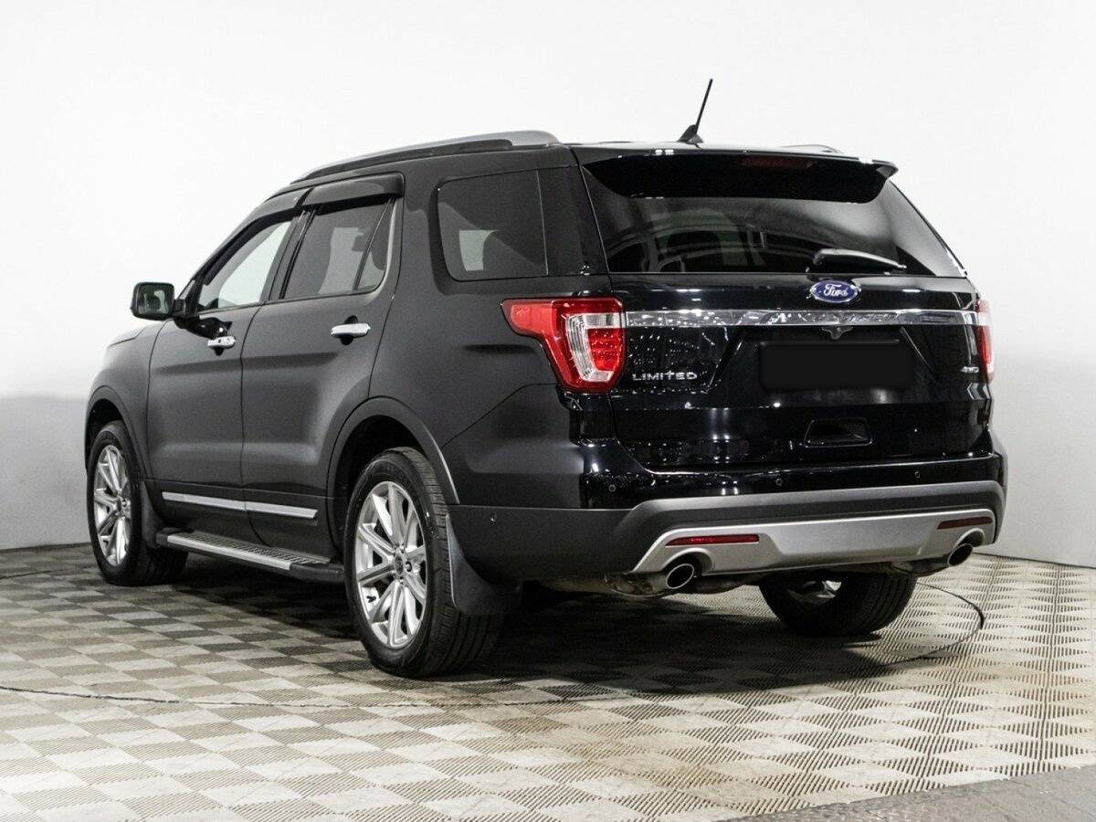 Ford Explorer с пробегом — 2017 год. Фото: #5