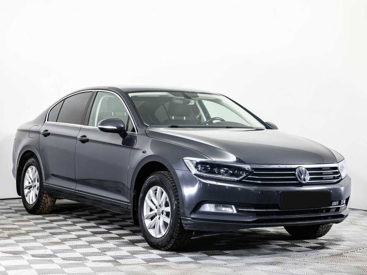 Volkswagen Passat с пробегом — 2018 год. Фото: #2