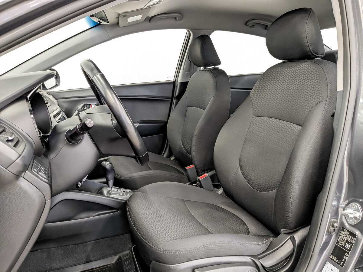 Kia Rio с пробегом — 2015 год. Фото: #17