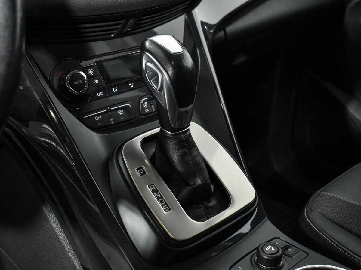 Ford Kuga с пробегом — 2013 год. Фото: #11