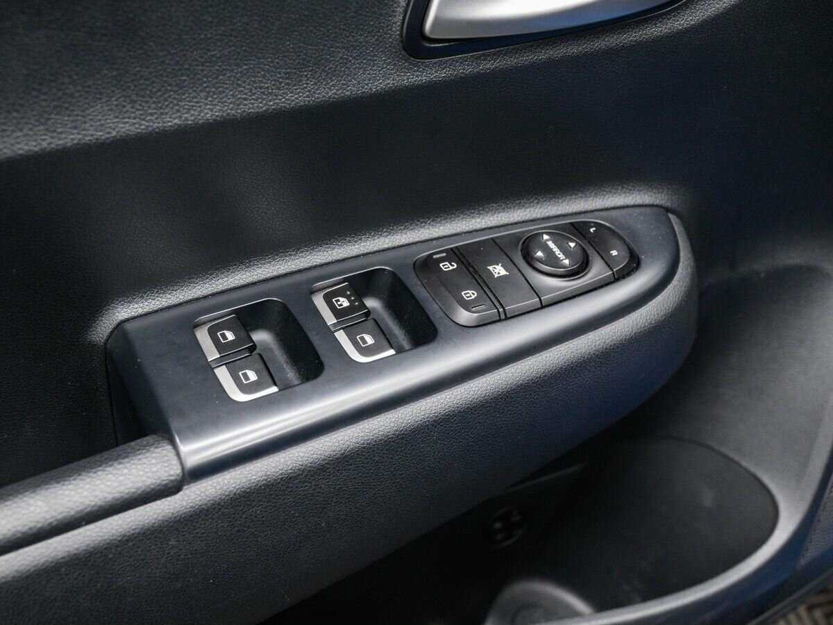 Kia Rio с пробегом — 2020 год. Фото: #14