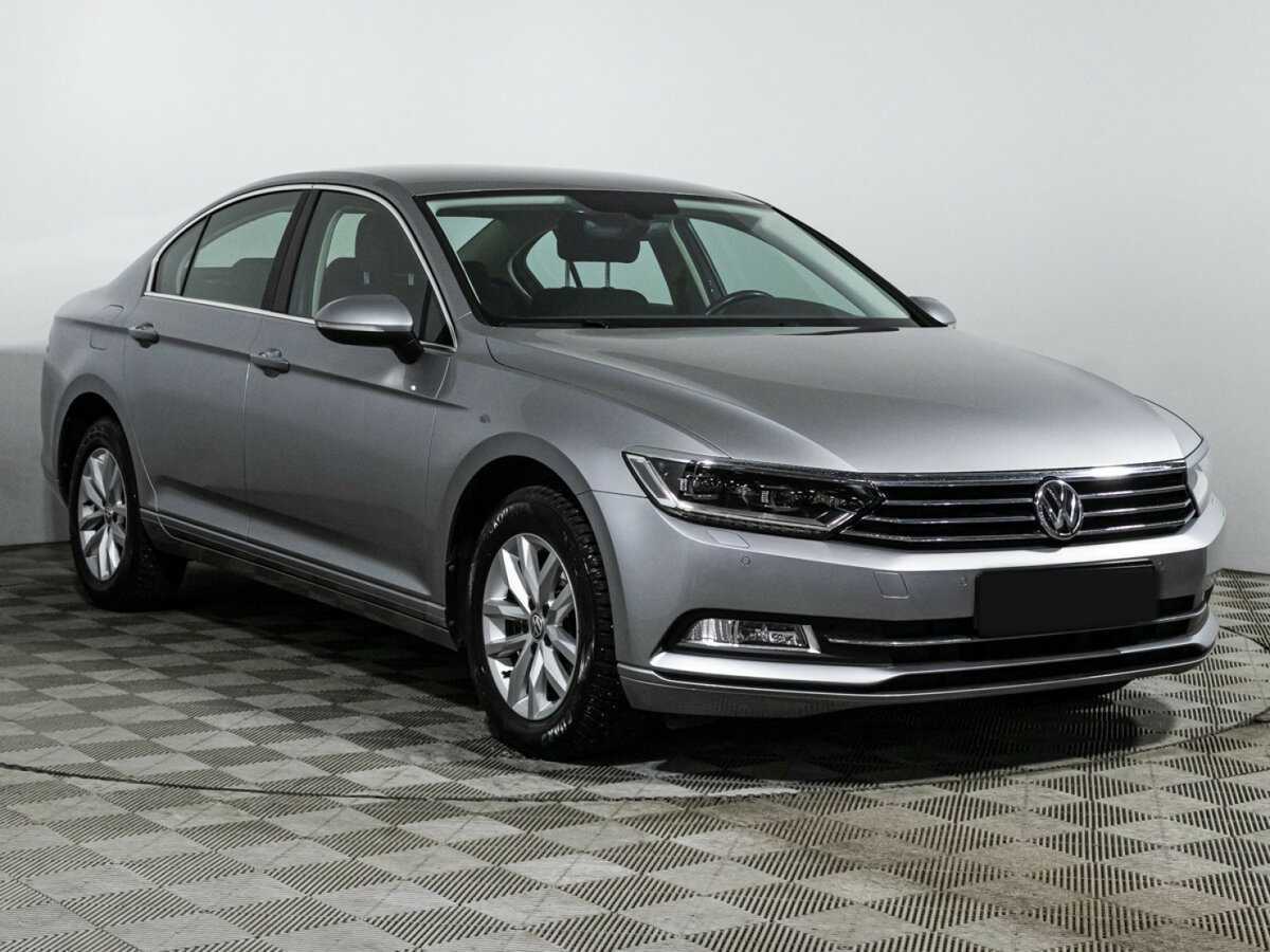 Volkswagen Passat с пробегом — 2017 год. Фото: #2