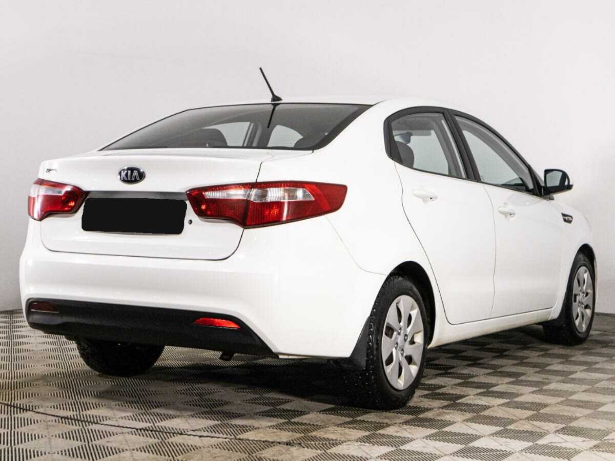 Kia Rio с пробегом — 2014 год. Фото: #4
