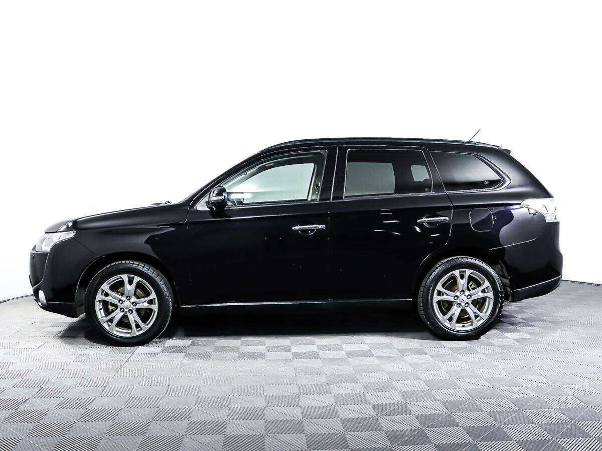 Mitsubishi Outlander с пробегом — 2012 год. Фото: #7