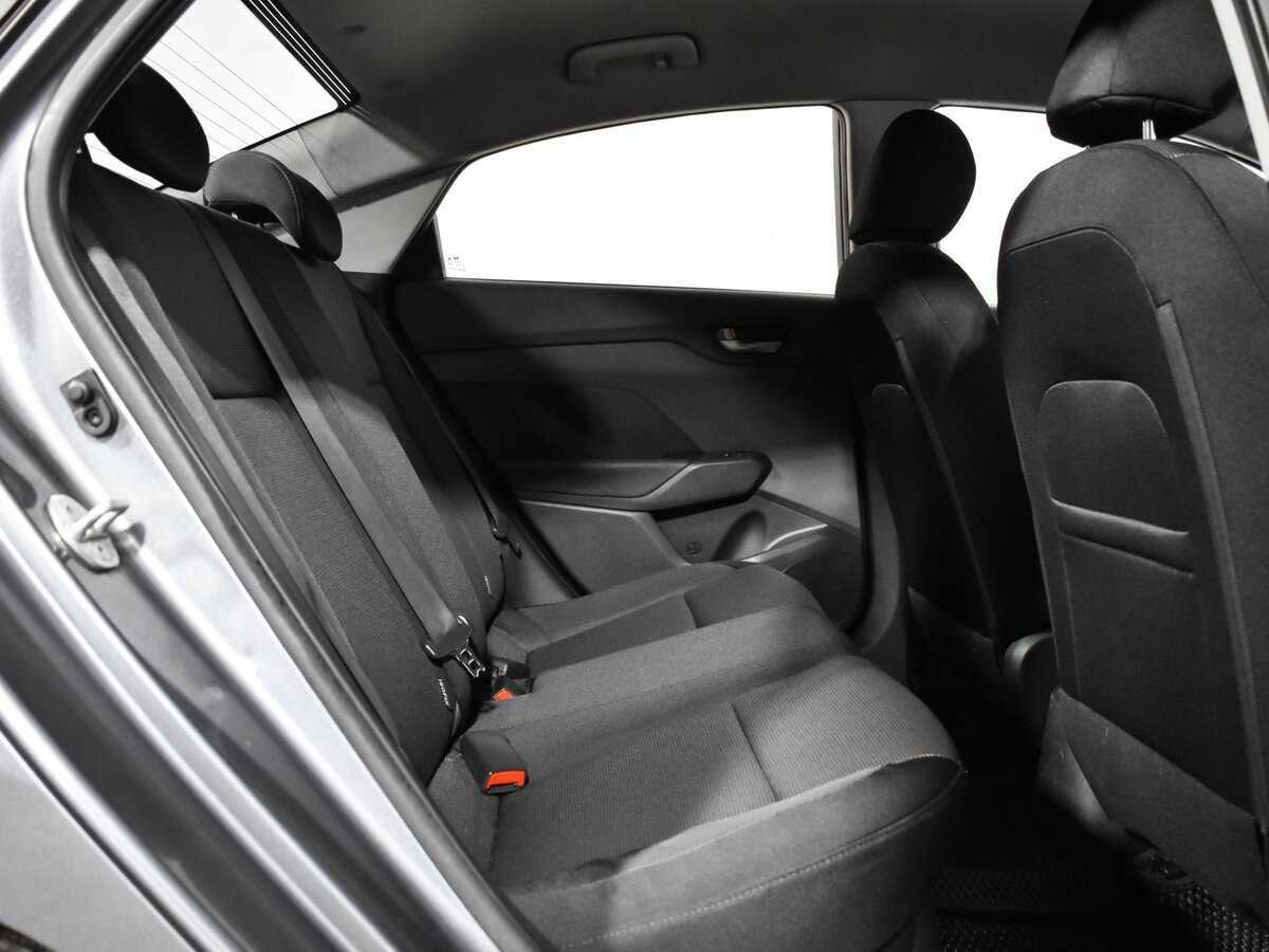 Hyundai Solaris с пробегом — 2017 год. Фото: #9