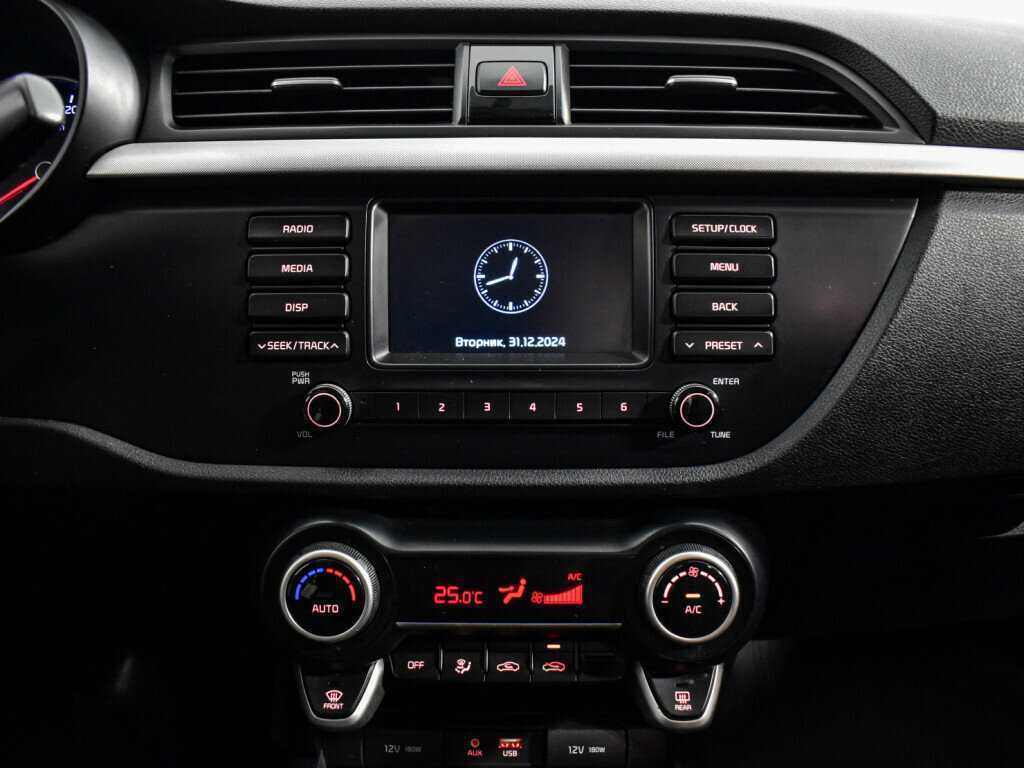 Kia Rio с пробегом — 2018 год. Фото: #12