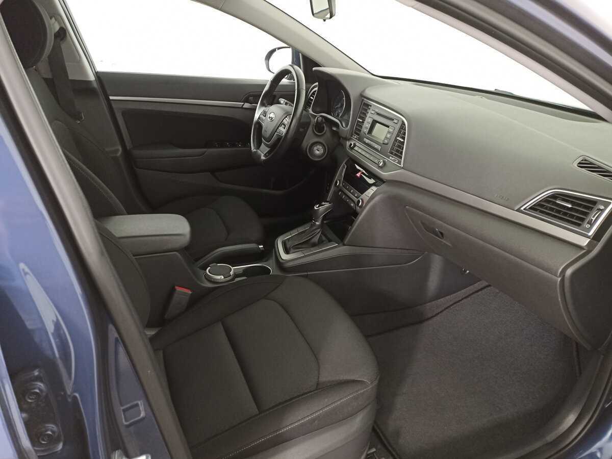 Hyundai Elantra с пробегом — 2018 год. Фото: #8