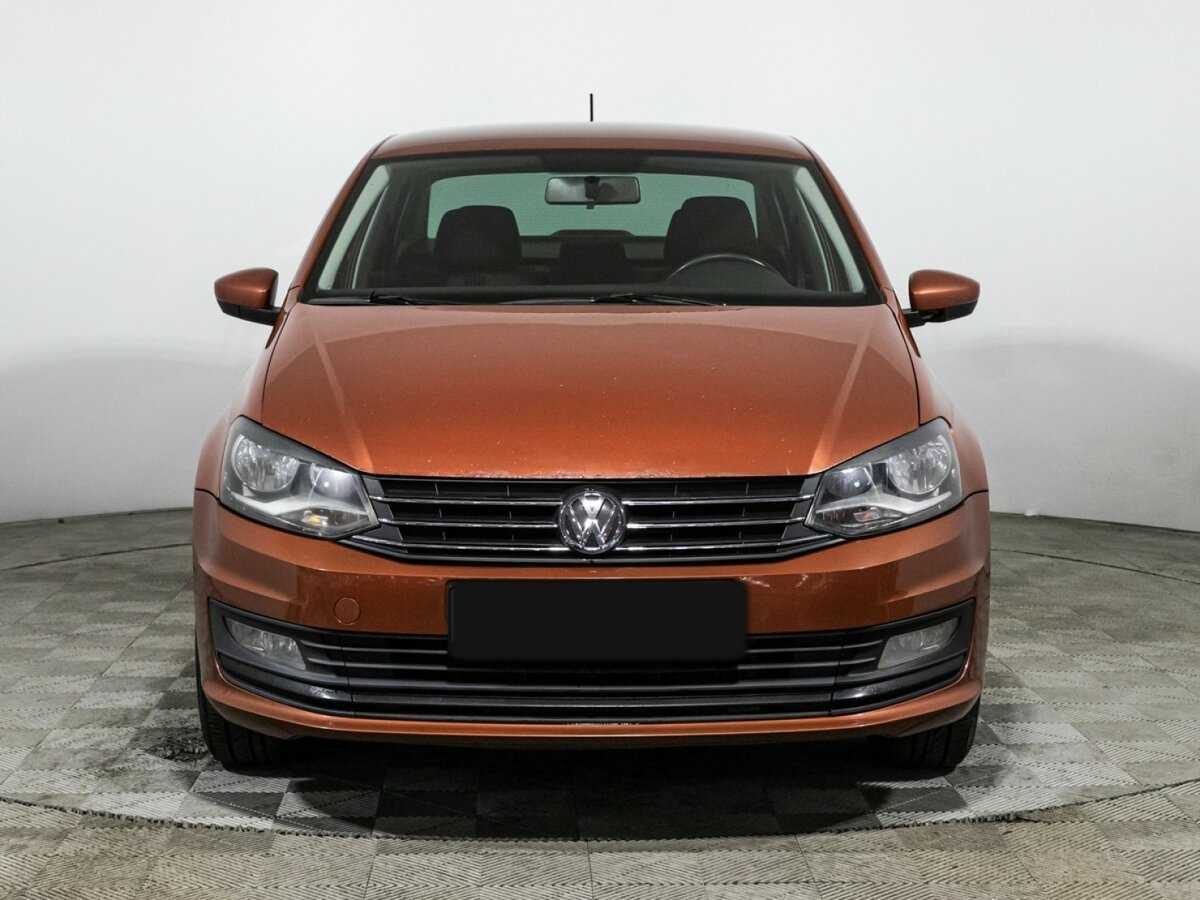 Volkswagen Polo с пробегом — 2016 год. Фото: #1