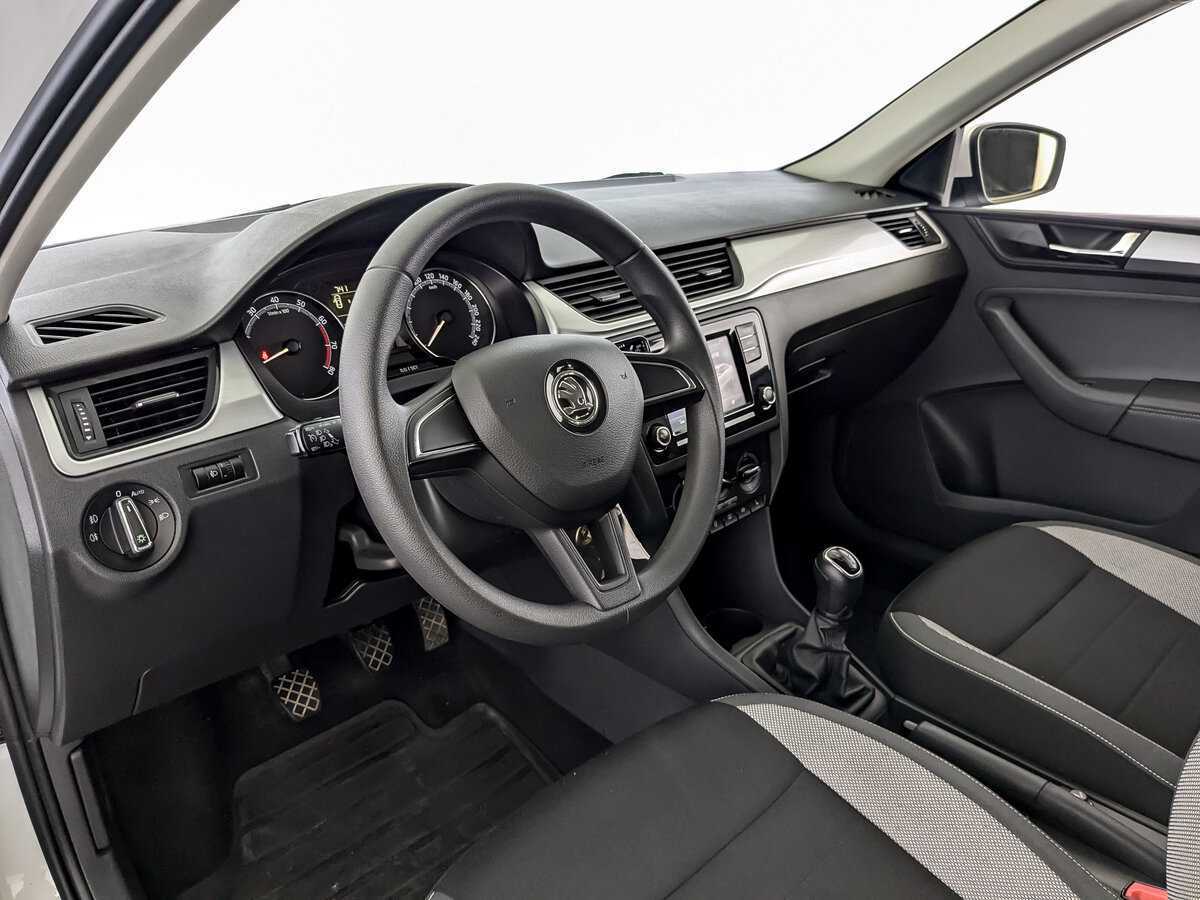 Skoda Rapid с пробегом — 2019 год. Фото: #13