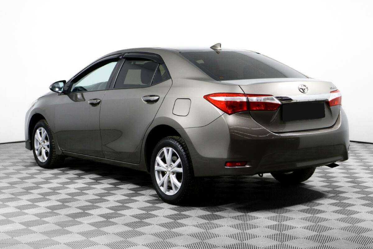 Toyota Corolla с пробегом — 2017 год. Фото: #6