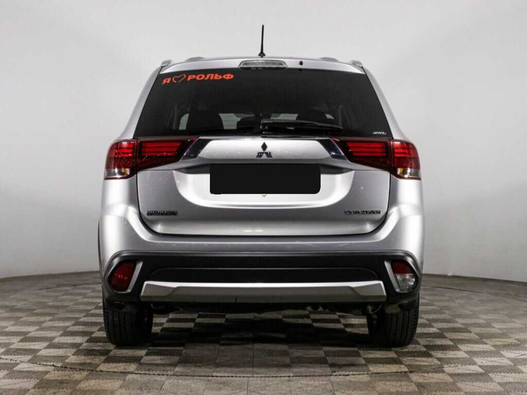 Mitsubishi Outlander с пробегом — 2016 год. Фото: #5