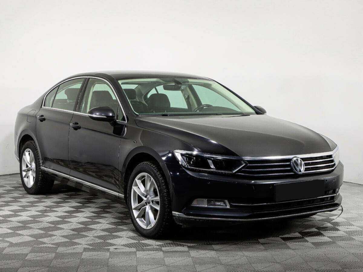 Volkswagen Passat с пробегом — 2016 год. Фото: #2