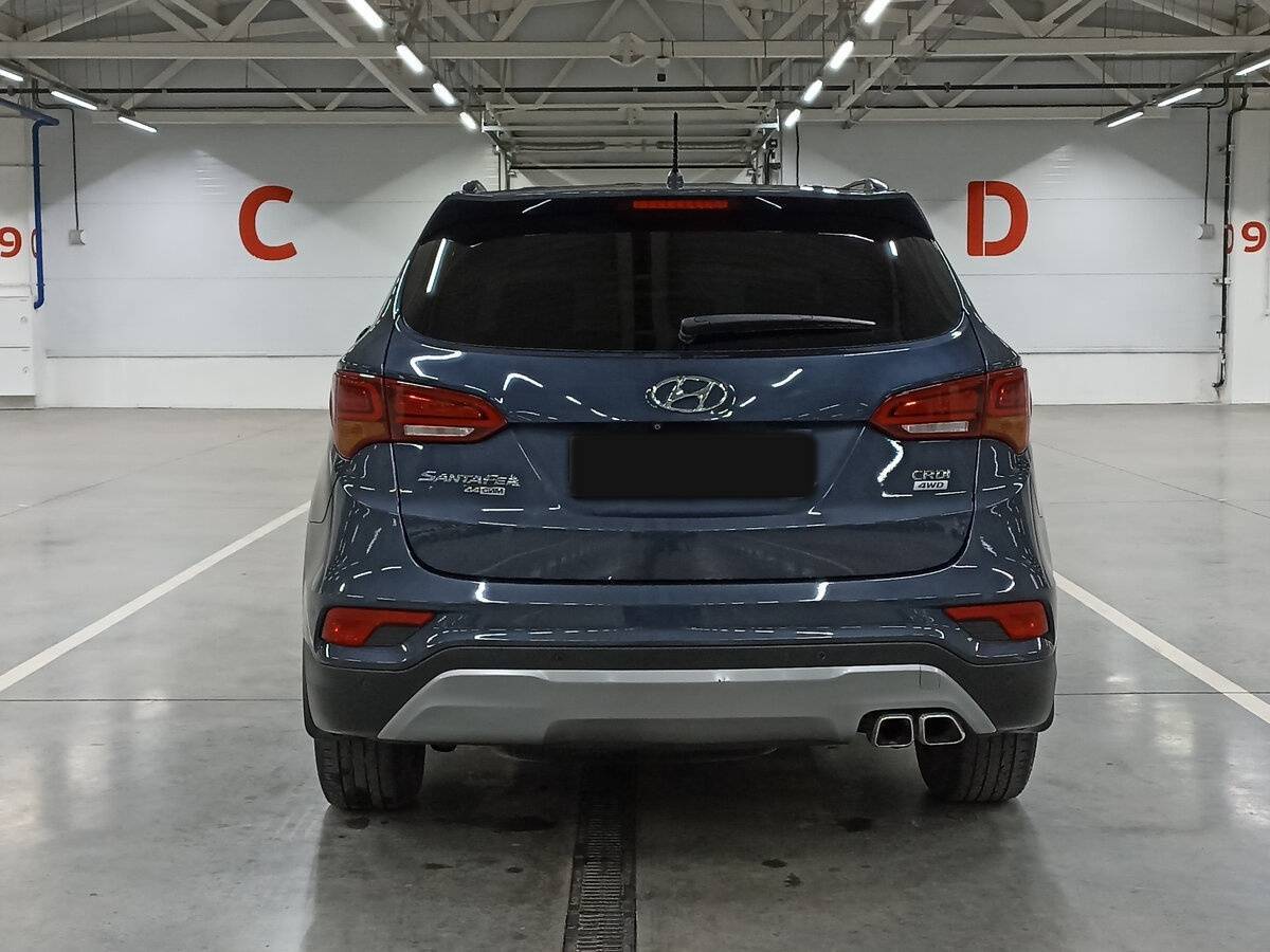 Hyundai Santa Fe с пробегом — 2015 год. Фото: #5
