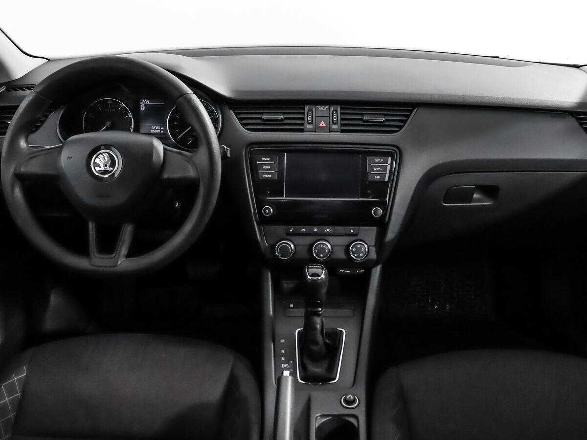 Skoda Octavia с пробегом — 2017 год. Фото: #11