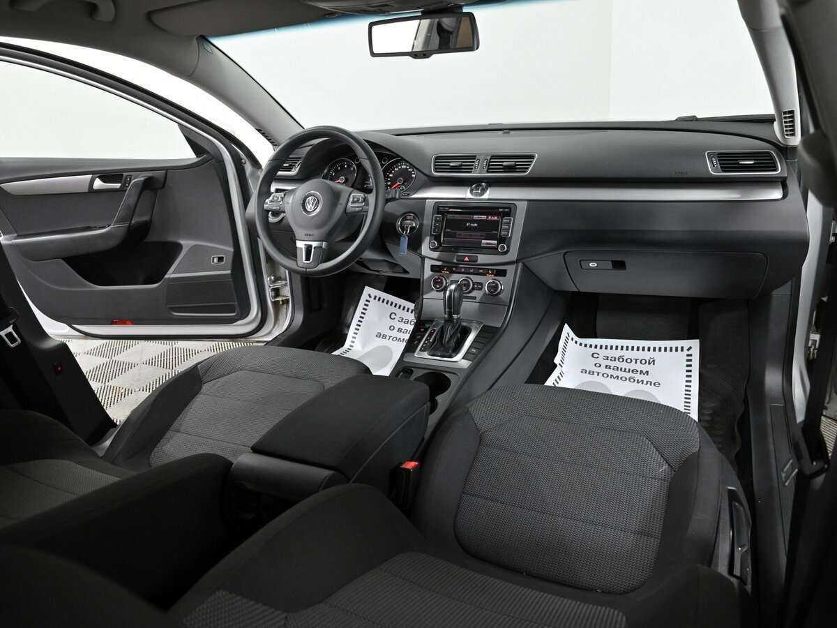 Volkswagen Passat с пробегом — 2014 год. Фото: #4