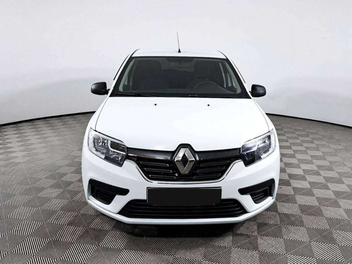 Renault Sandero с пробегом — 2018 год. Фото: #1