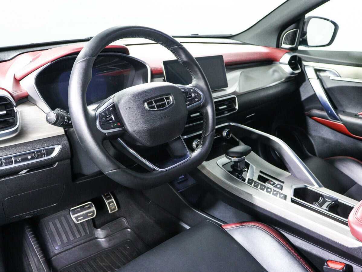 Geely Coolray с пробегом — 2023 год. Фото: #11