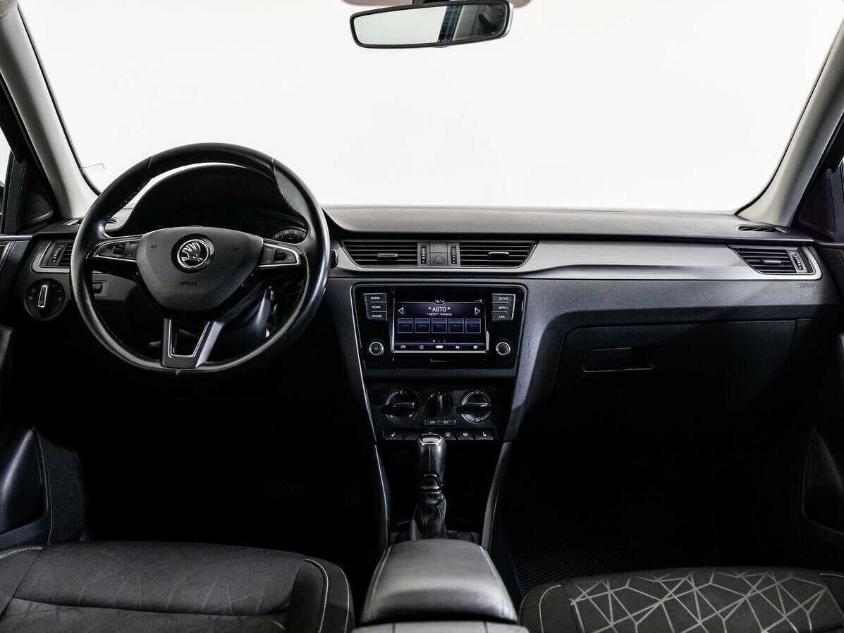 Skoda Rapid с пробегом — 2019 год. Фото: #7