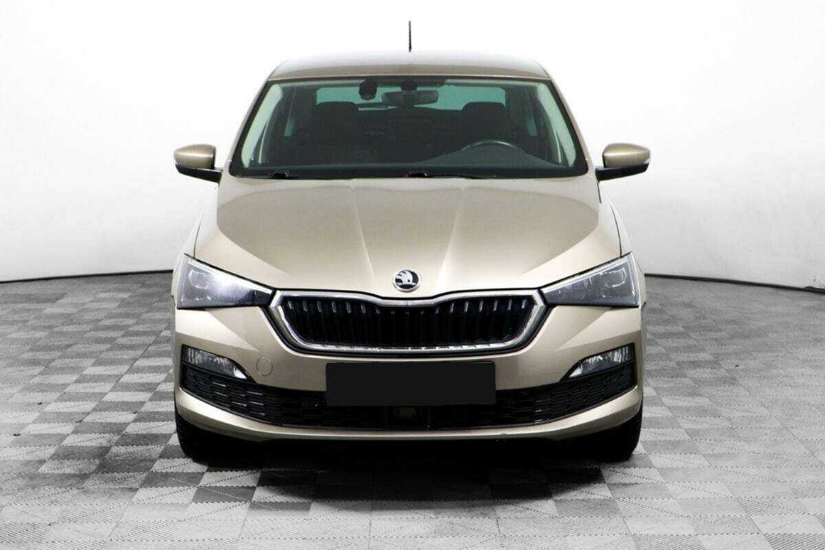 Skoda Rapid с пробегом — 2020 год. Фото: #1