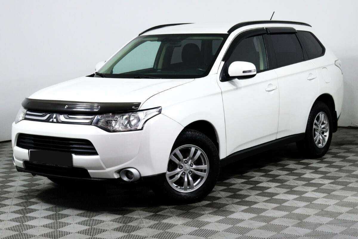 Mitsubishi Outlander с пробегом — 2013 год. Посмотреть фото