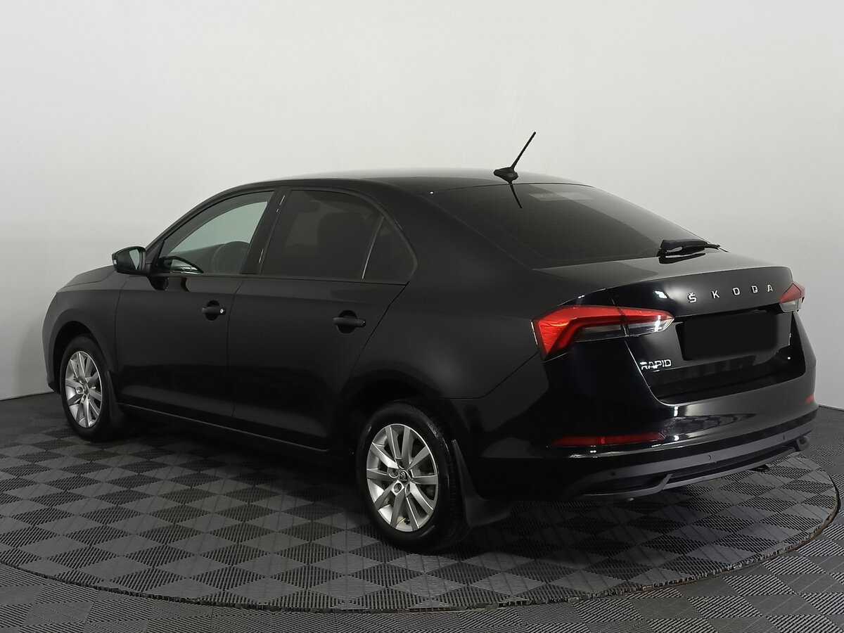 Skoda Rapid с пробегом — 2021 год. Фото: #6