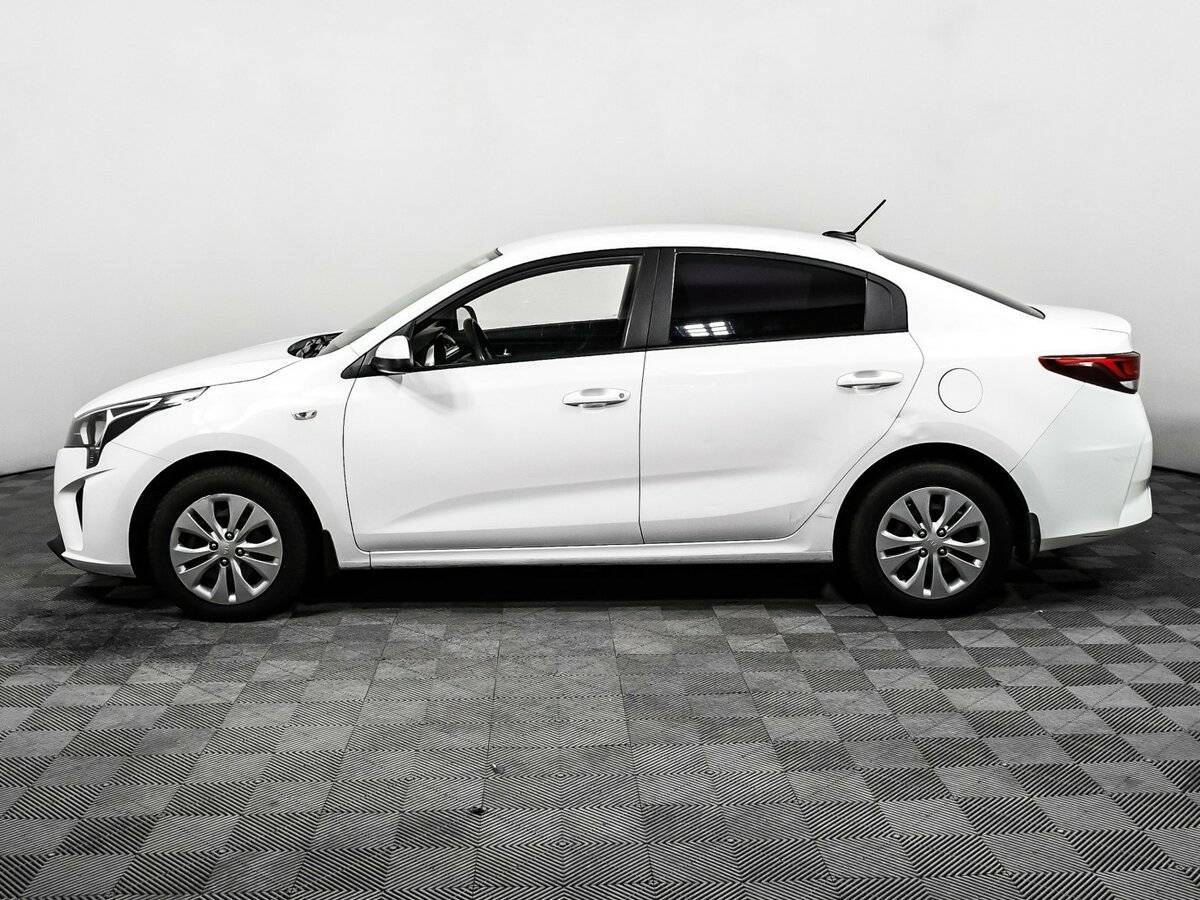 Kia Rio с пробегом — 2021 год. Фото: #7