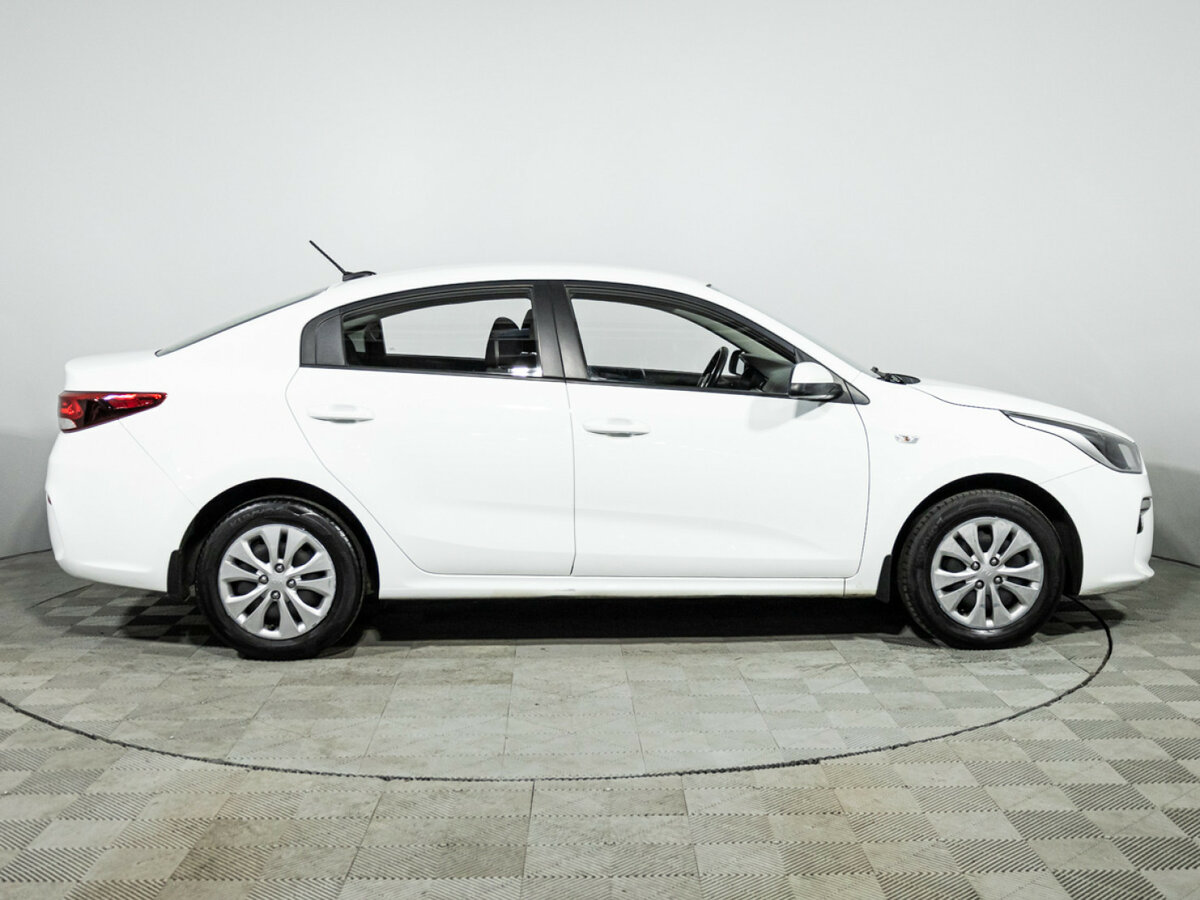 Kia Rio с пробегом — 2018 год. Фото: #3