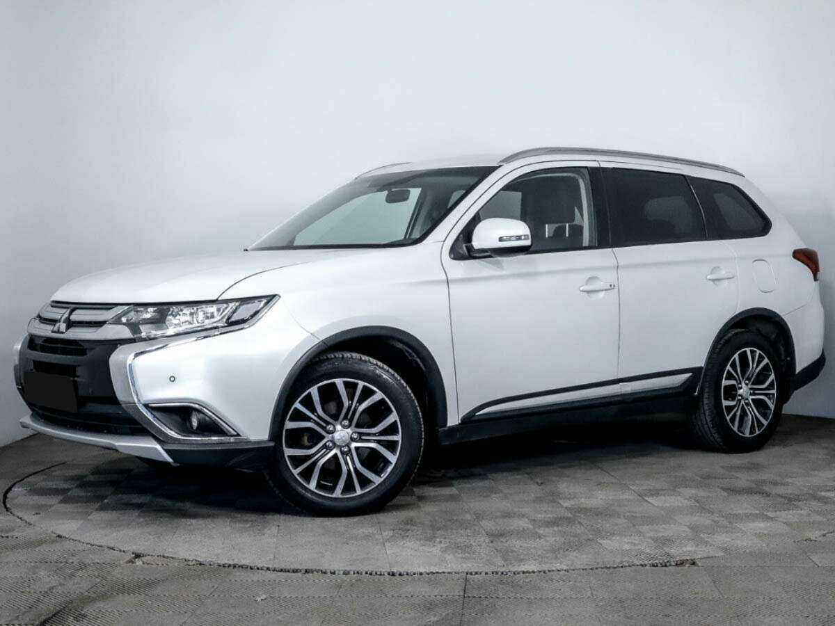 Mitsubishi Outlander с пробегом — 2018 год. Посмотреть фото