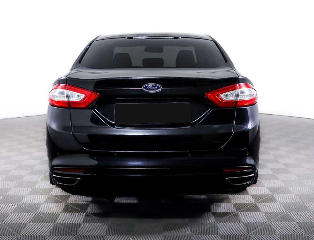 Ford Mondeo с пробегом — 2015 год. Фото: #5