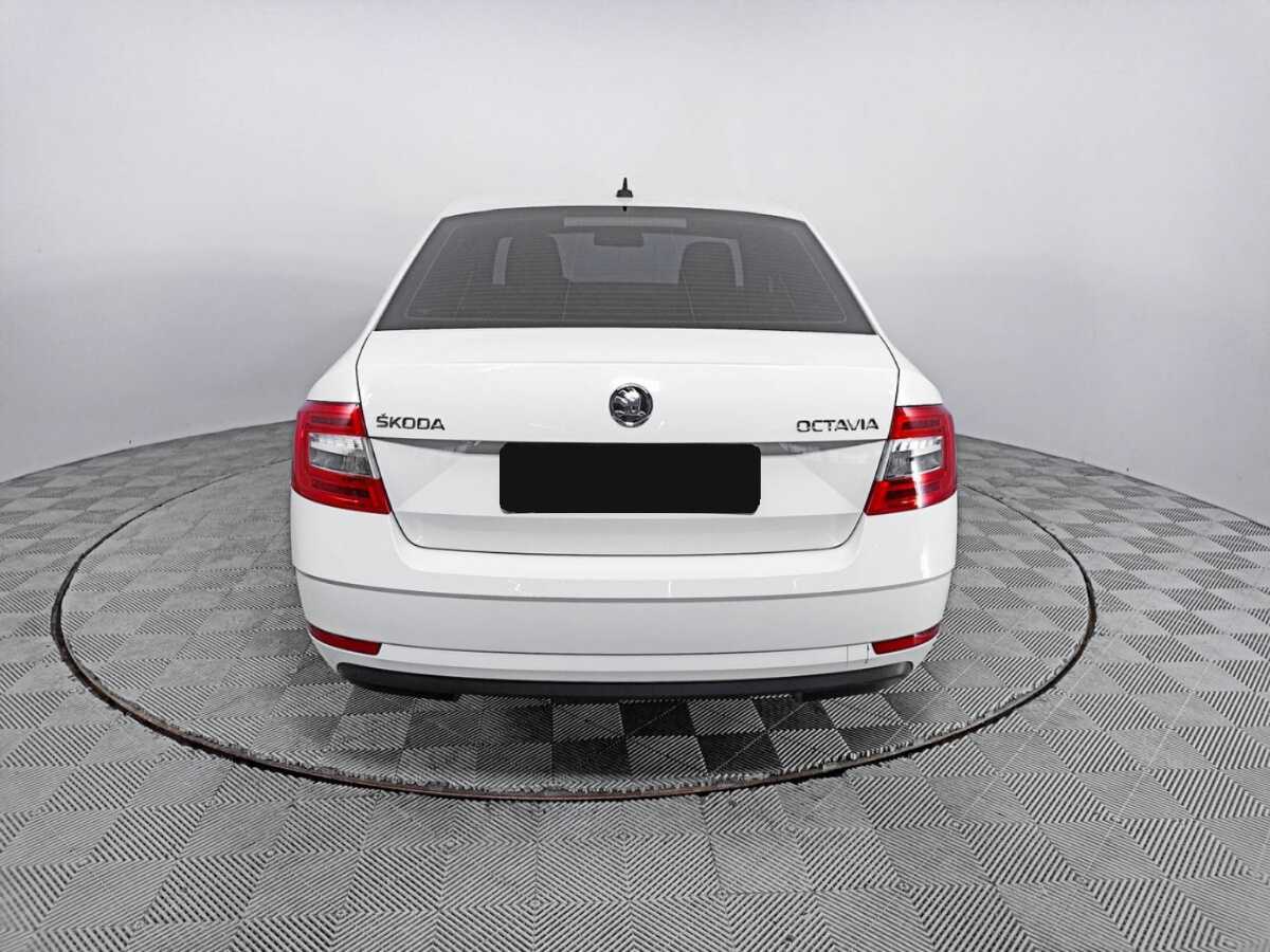 Skoda Octavia с пробегом — 2019 год. Фото: #5