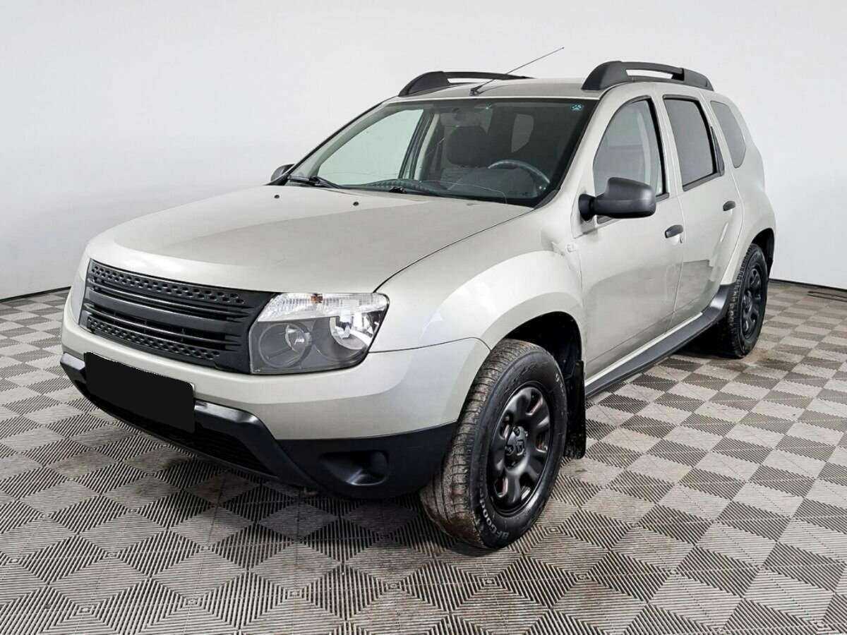Renault Duster с пробегом — 2012 год. Посмотреть фото