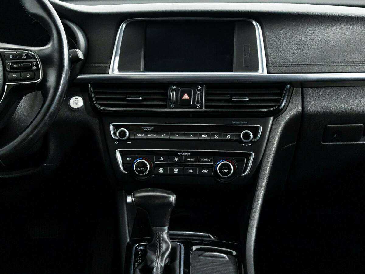 Kia Optima с пробегом — 2017 год. Фото: #13