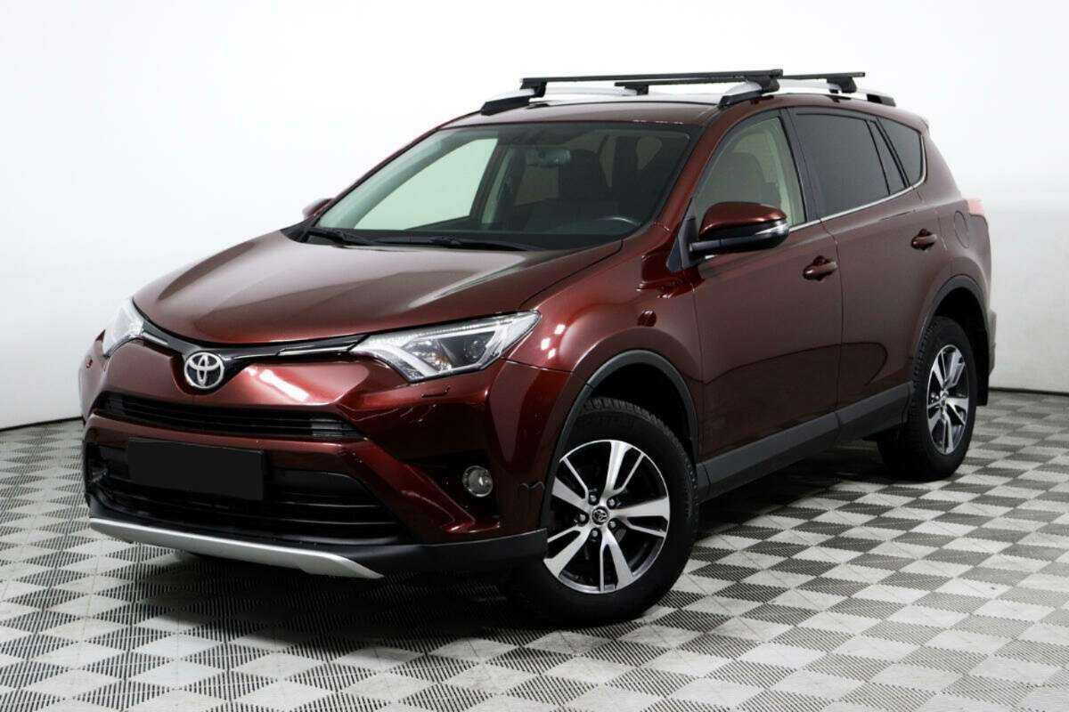 Toyota RAV4 с пробегом — 2016 год. Фото: #0